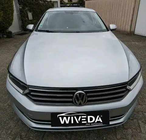 Used VOLKSWAGEN PASSAT Petrol 2018 Ad 