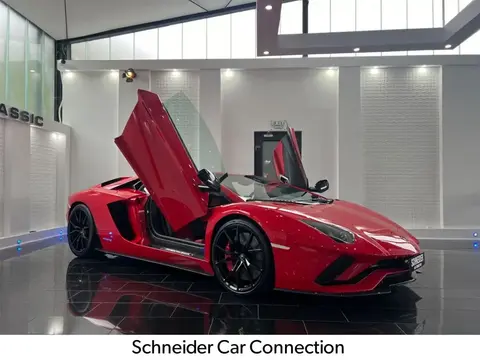 Used LAMBORGHINI AVENTADOR Petrol 2017 Ad 