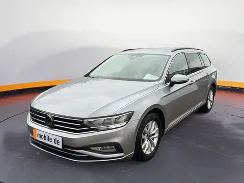 Used VOLKSWAGEN PASSAT Petrol 2024 Ad 