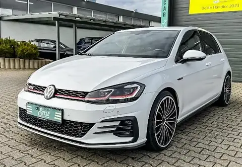 Used VOLKSWAGEN GOLF Petrol 2017 Ad 