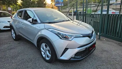 Annonce TOYOTA C-HR Hybride 2019 d'occasion 