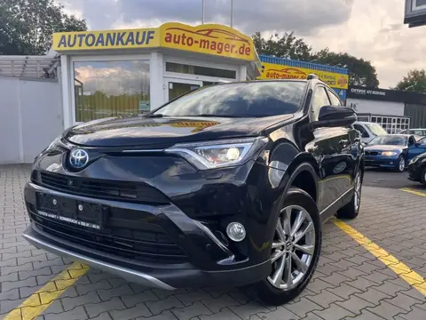 Used TOYOTA RAV4 Hybrid 2017 Ad Germany