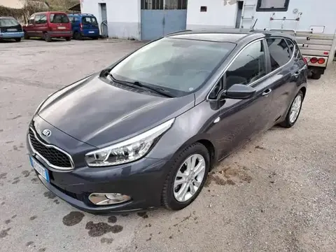 Used KIA CEED Diesel 2015 Ad 