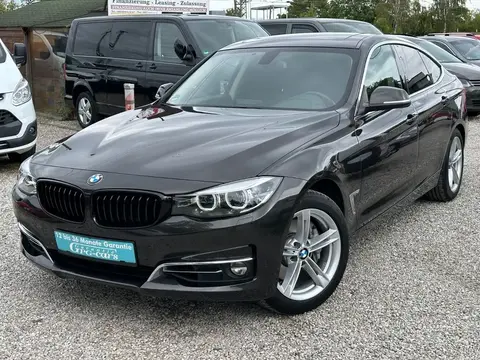 Used BMW SERIE 3 Petrol 2018 Ad 