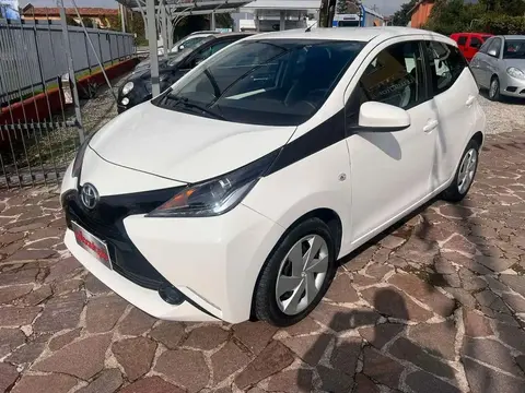 Annonce TOYOTA AYGO X Essence 2015 d'occasion 