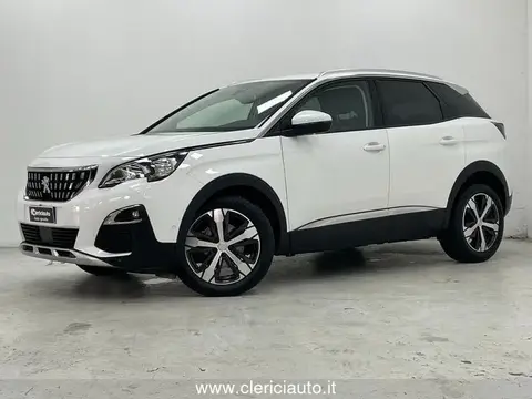 Used PEUGEOT 3008 Petrol 2017 Ad 