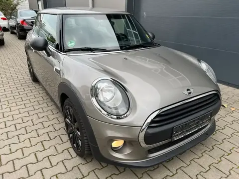 Used MINI ONE Petrol 2017 Ad 