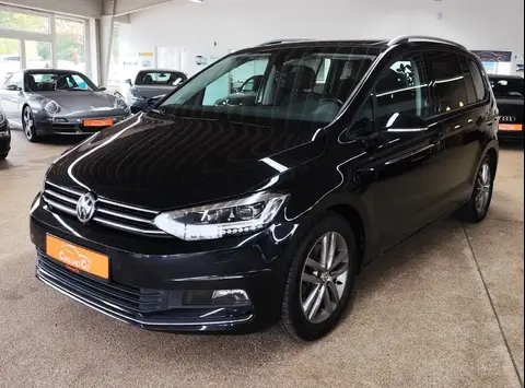 Used VOLKSWAGEN TOURAN Petrol 2019 Ad 