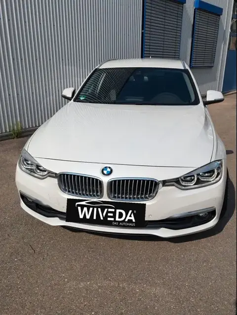 Used BMW SERIE 3 Petrol 2019 Ad 