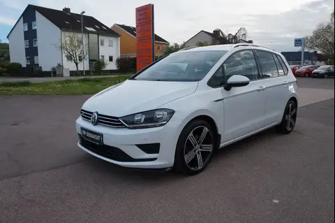 Used VOLKSWAGEN GOLF Petrol 2015 Ad 