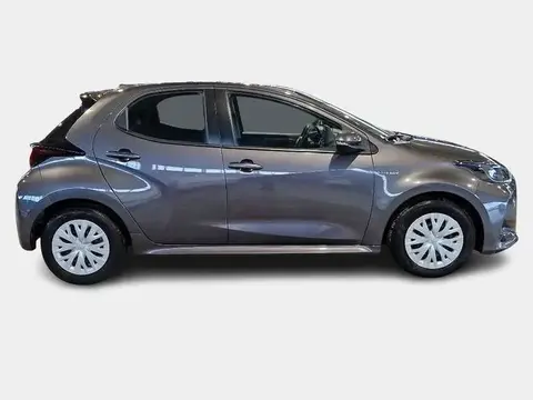 Used TOYOTA YARIS Hybrid 2021 Ad 