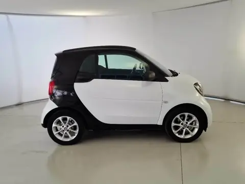 Annonce SMART FORTWO Essence 2017 d'occasion 