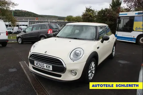 Used MINI ONE Petrol 2015 Ad 