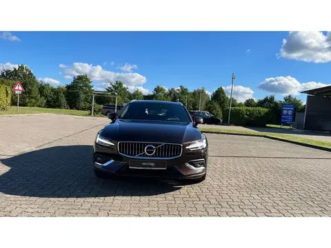 Used VOLVO V60 Diesel 2021 Ad 