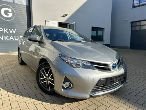 Used TOYOTA AURIS Hybrid 2015 Ad 