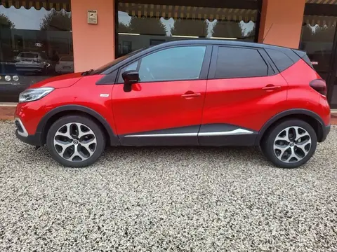 Annonce RENAULT CAPTUR Essence 2019 d'occasion 