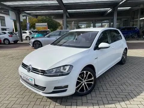 Used VOLKSWAGEN GOLF Petrol 2016 Ad 