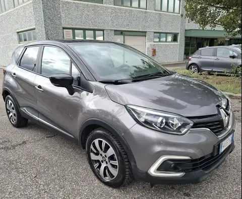 Used RENAULT CAPTUR Diesel 2019 Ad 