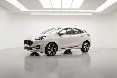 Used FORD PUMA Hybrid 2021 Ad 