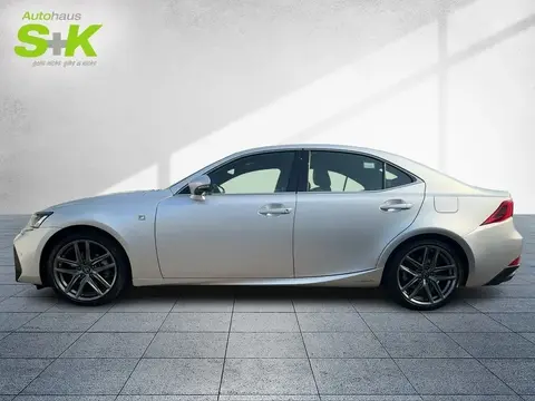 Used LEXUS IS Hybrid 2020 Ad 