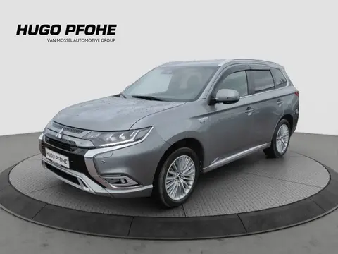 Used MITSUBISHI OUTLANDER Hybrid 2019 Ad 