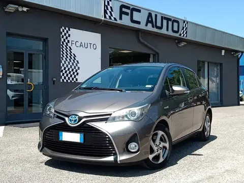 Used TOYOTA YARIS Hybrid 2016 Ad 