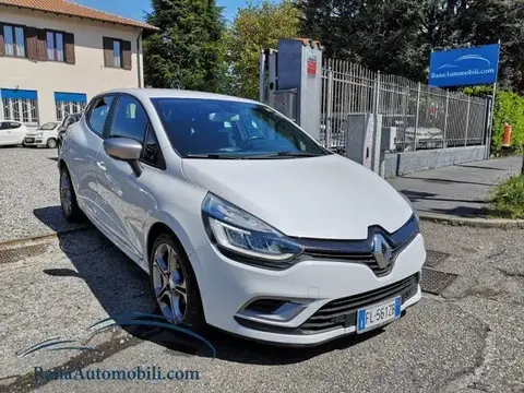 Used RENAULT CLIO Diesel 2017 Ad 