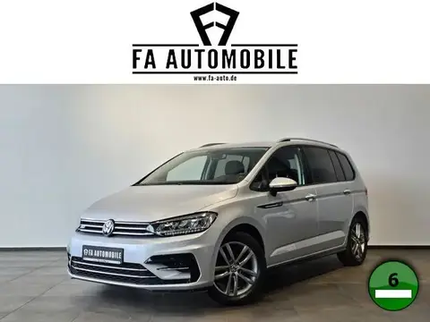 Used VOLKSWAGEN TOURAN Petrol 2022 Ad 