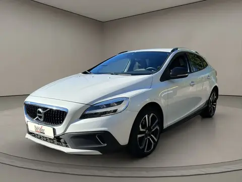 Used VOLVO V40 Diesel 2016 Ad 