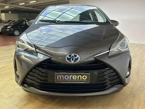 Used TOYOTA YARIS Hybrid 2019 Ad 