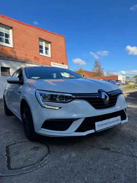 Annonce RENAULT MEGANE Essence 2017 d'occasion 