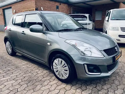 Used SUZUKI SWIFT Petrol 2015 Ad 