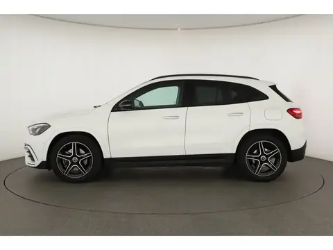 Used MERCEDES-BENZ CLASSE GLA Petrol 2023 Ad 