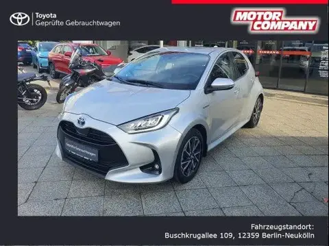 Used TOYOTA YARIS Hybrid 2020 Ad 