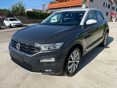 Used VOLKSWAGEN T-ROC Petrol 2020 Ad 