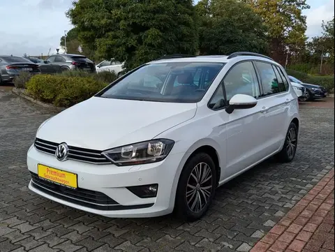 Used VOLKSWAGEN GOLF Petrol 2016 Ad 