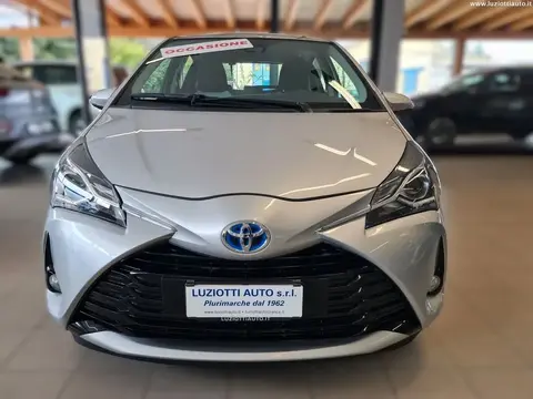 Used TOYOTA YARIS Hybrid 2019 Ad 