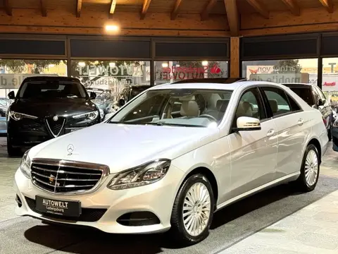 Annonce MERCEDES-BENZ CLASSE E Essence 2014 d'occasion 