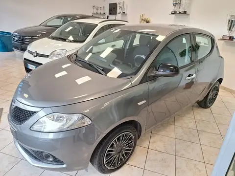 Used LANCIA YPSILON Hybrid 2020 Ad 