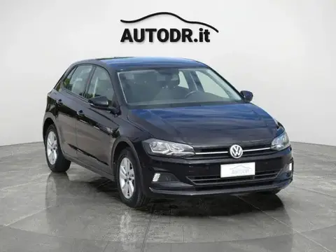 Used VOLKSWAGEN POLO  2018 Ad 