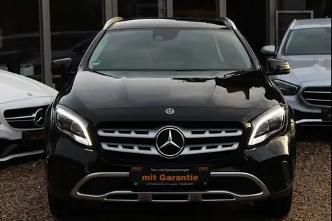 Used MERCEDES-BENZ CLASSE GLA Petrol 2018 Ad 