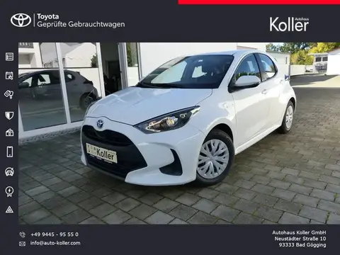 Used TOYOTA YARIS Hybrid 2021 Ad 