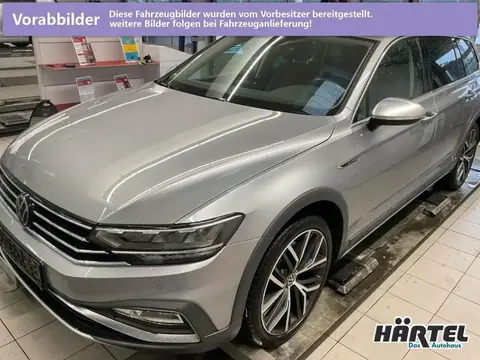 Used VOLKSWAGEN PASSAT Petrol 2022 Ad 