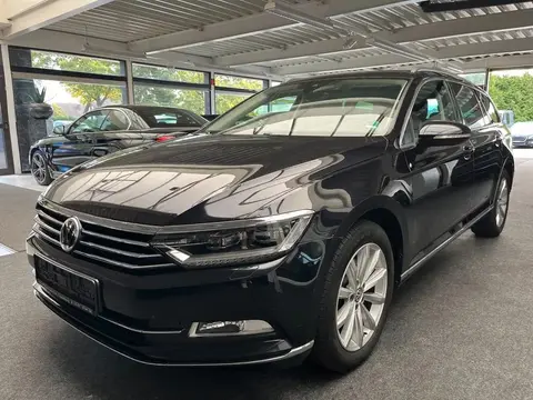 Used VOLKSWAGEN PASSAT Petrol 2017 Ad 