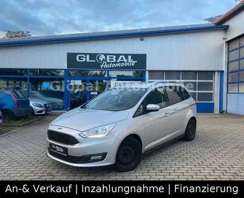 Used FORD GRAND C-MAX Petrol 2017 Ad 