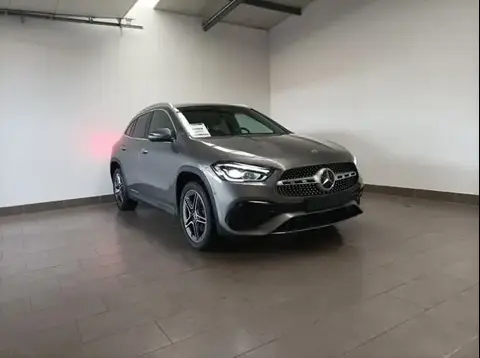 Used MERCEDES-BENZ CLASSE GLA Hybrid 2022 Ad 