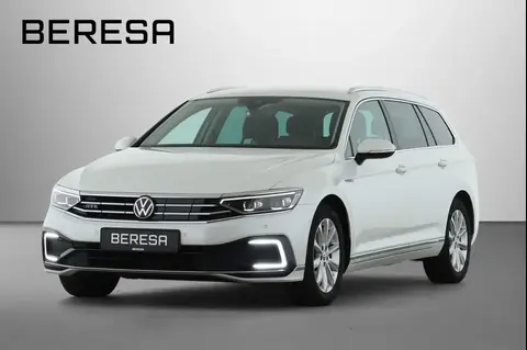 Used VOLKSWAGEN PASSAT Hybrid 2020 Ad 