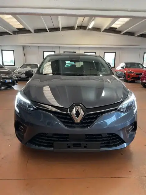 Used RENAULT CLIO Petrol 2022 Ad 