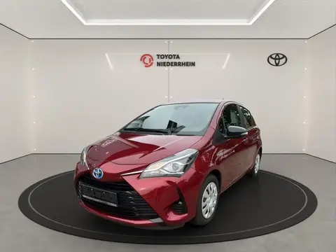 Used TOYOTA YARIS Hybrid 2018 Ad 