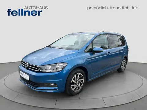 Used VOLKSWAGEN TOURAN Petrol 2017 Ad 